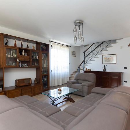 Villa Anna Moncalieri Luaran gambar